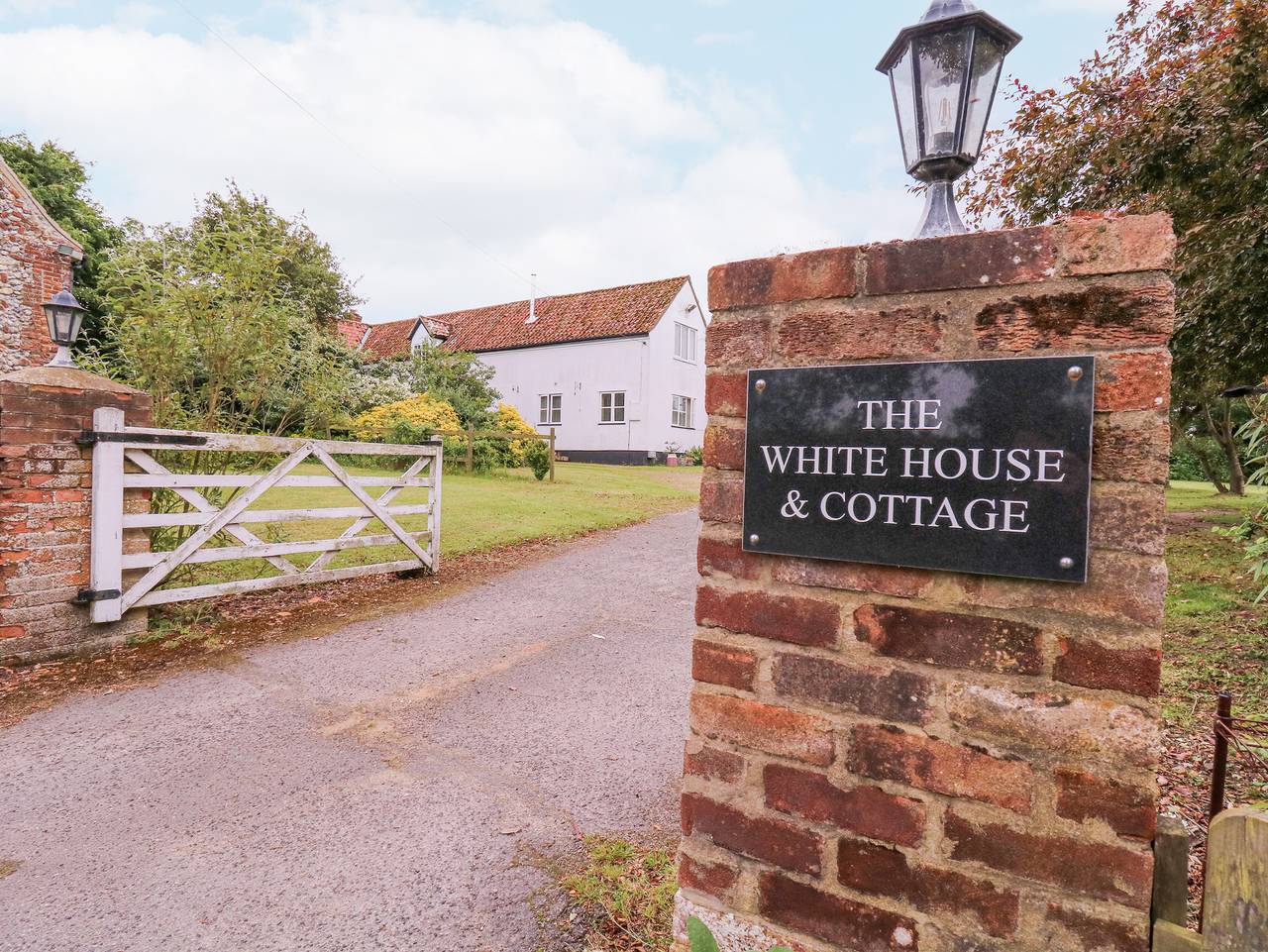White House Cottage in Little Snoring, Norfolk