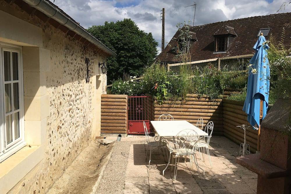 Modern comfort in a 17th century farmhouse on our Arabian horse farm in Colonard-Corubert, Parc naturel régional du Perche