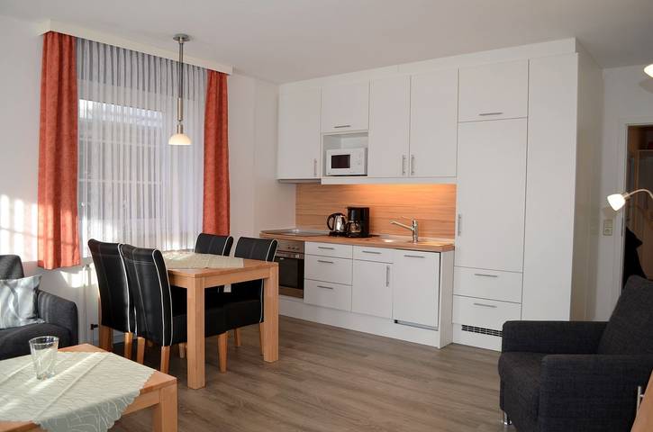 Ganze Wohnung, Strandmuschel in zentraler Lage in Hafen Büsum, Büsum