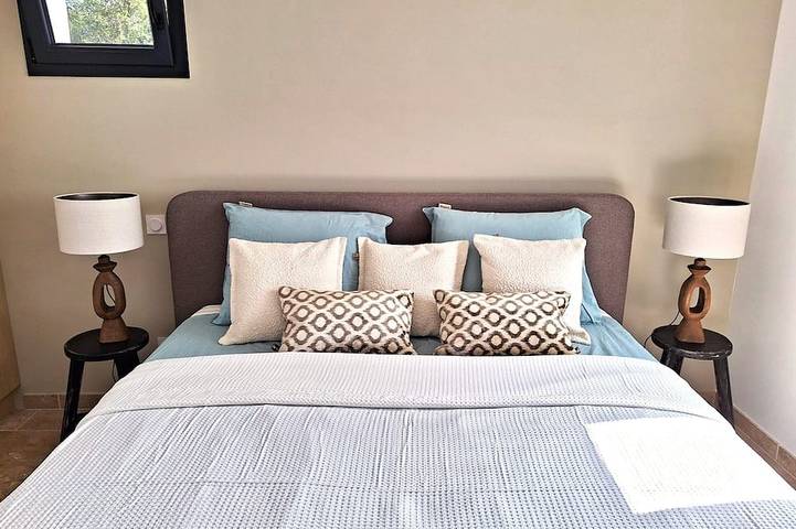 Location de vacances pour 8 personnes, avec terrasse à Villes-sur-Auzon - 3