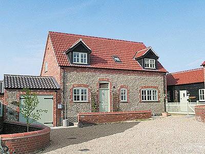 Cottage for 7 people, with garden, with pets in Cromer