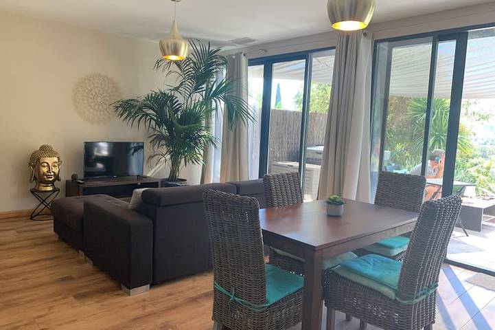 Gîte pour 4 personnes, avec jardin et jacuzzi à Cuges-les-Pins - 4