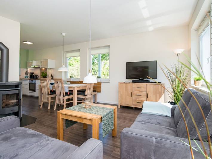 Ferienhaus für 8 Personen, mit Terrasse und Garten sowie Sauna in Vitzdorf (Ostsee)