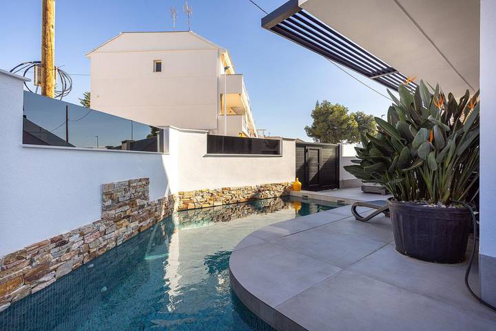 Gîte pour 6 personnes, avec Jardin dans Santiago de la Ribera