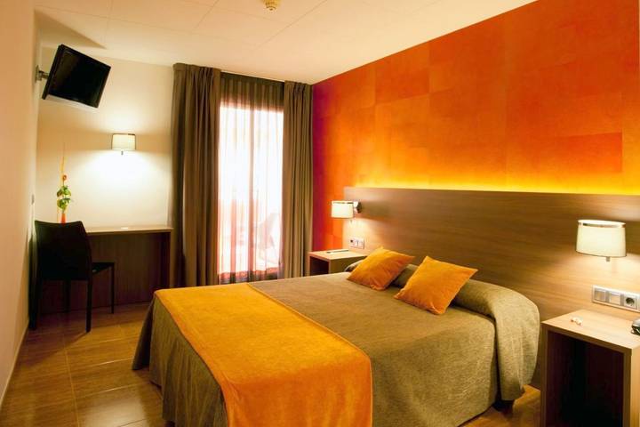 Chambre d’hôte pour 3 personnes, avec balcon