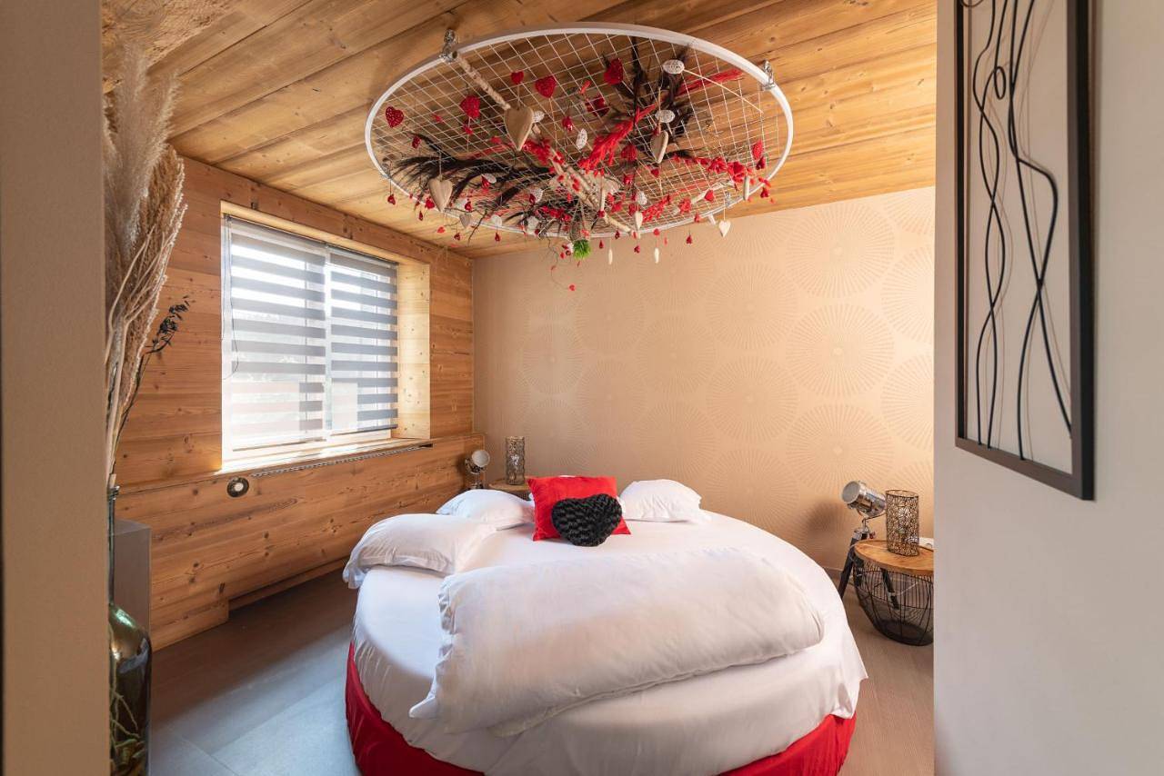 Logis Hôtel la Vigotte in Girmont-Val-d'Ajol, Parc naturel régional des Ballons des Vosges