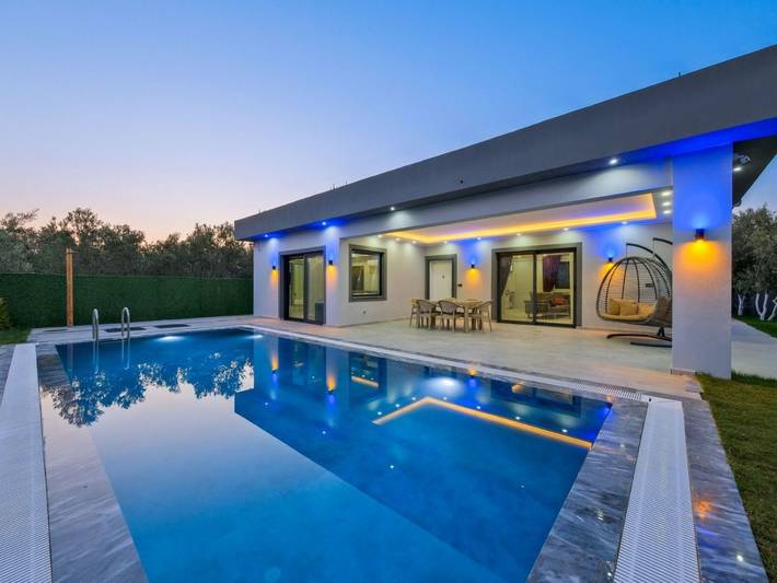 Casa de vacaciones para 4 personas, con piscina y jardín - 1