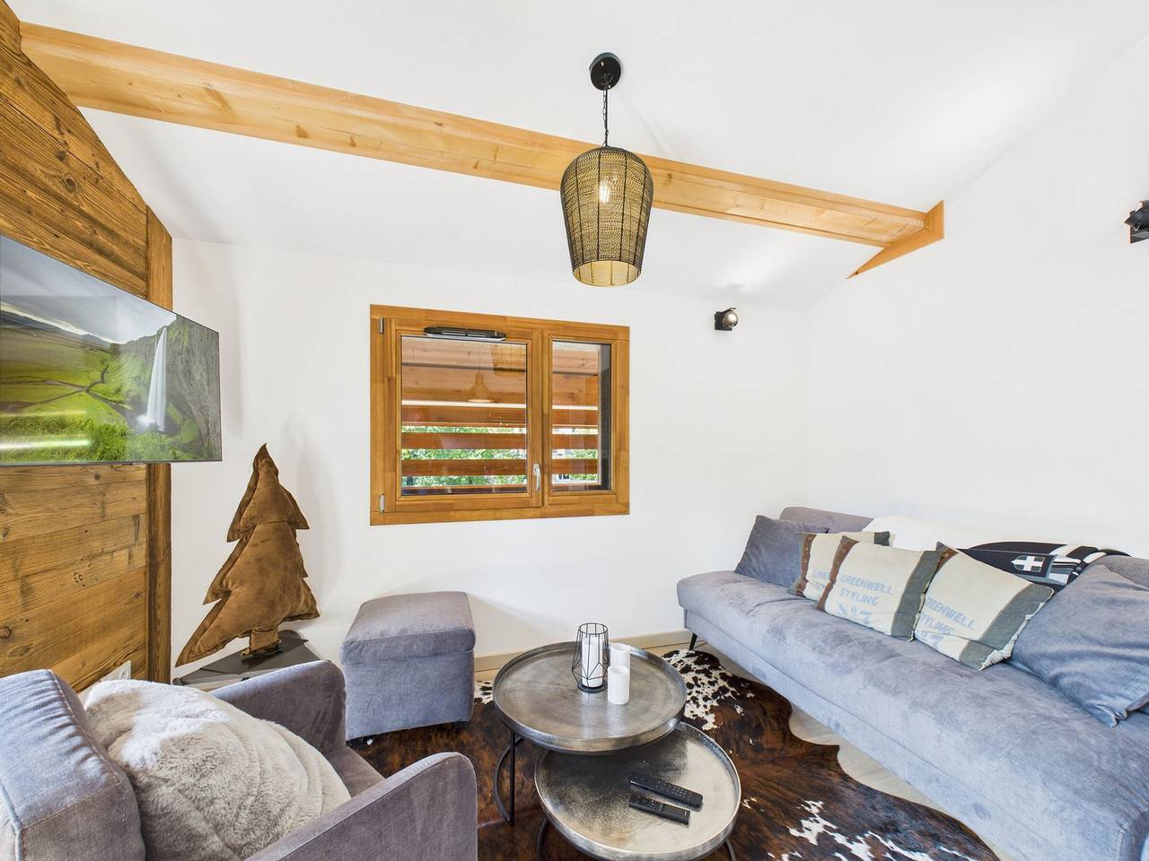 Entire apartment, Les Gets - Lovely apartment with balcony and fireplace near the slopes in Les Gets, Les Portes du Soleil
