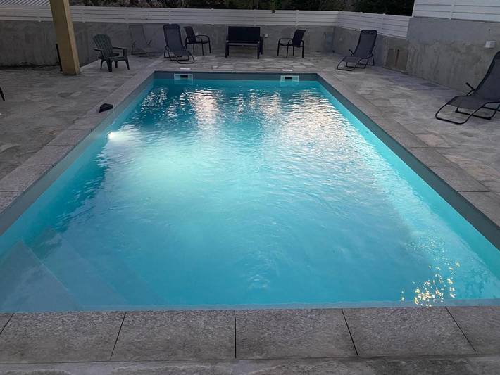 Location de vacances pour 8 personnes, avec piscine et jardin ainsi que vue et terrasse à Omessa - 3