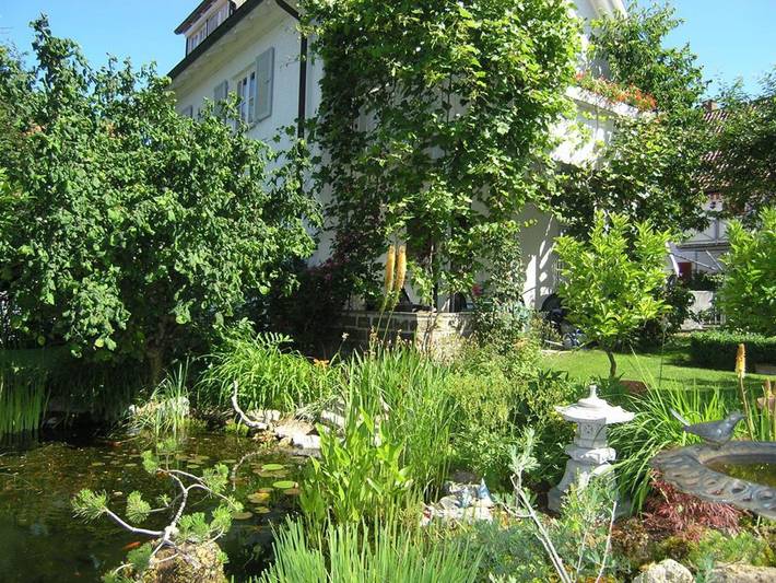 Ganze Ferienwohnung, Blütenperle - altstadtnah im Grünen - - Appartment mit 2 Schlafzimmern in Wangen im Allgäu, Region Bodensee-Oberschwaben