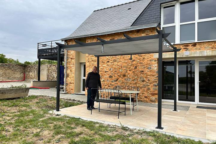 Location de vacances pour 3 personnes, avec Jardin à Ahuillé