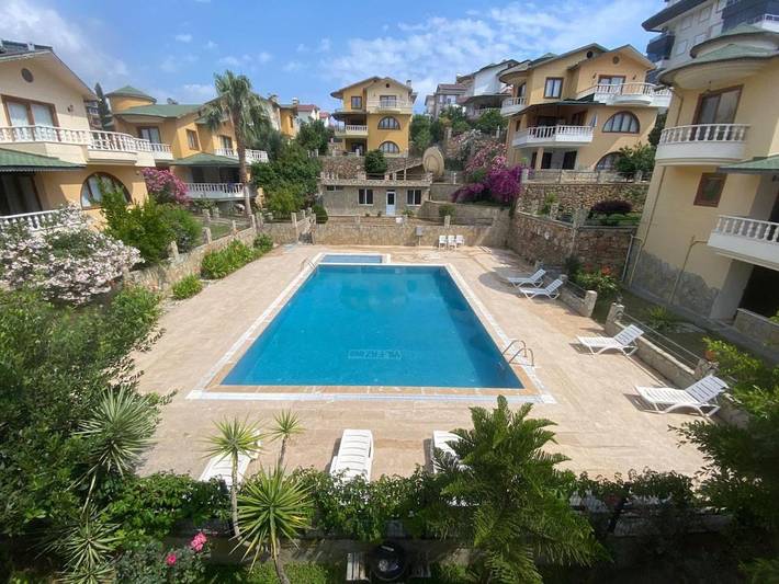 Villa pour 12 personnes, avec vue et bassin pour enfant ainsi que piscine et jardin à Alanya