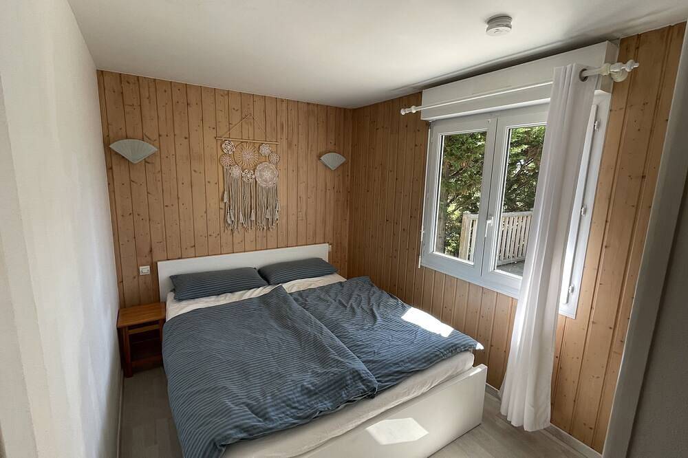 Chalet Colibri, instalación naturista La Jenny, costa atlántica in Le Porge, Lesparre-Médoc region