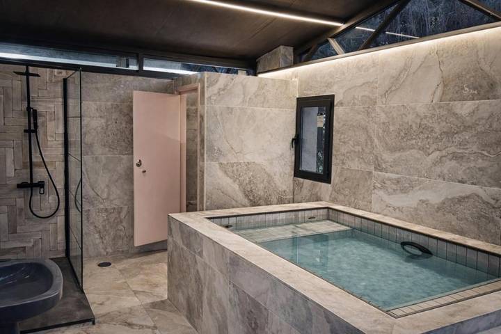 Casa rural para 4 personas, con jardín además de piscina y vistas, Se admiten mascotas en La Alcarria - 3