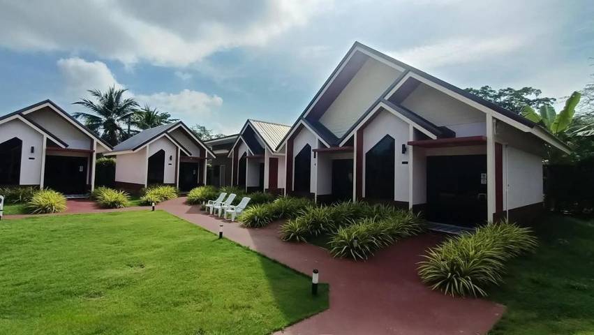 Bungalow für 2 Personen, mit Garten und Ausblick in Phuket