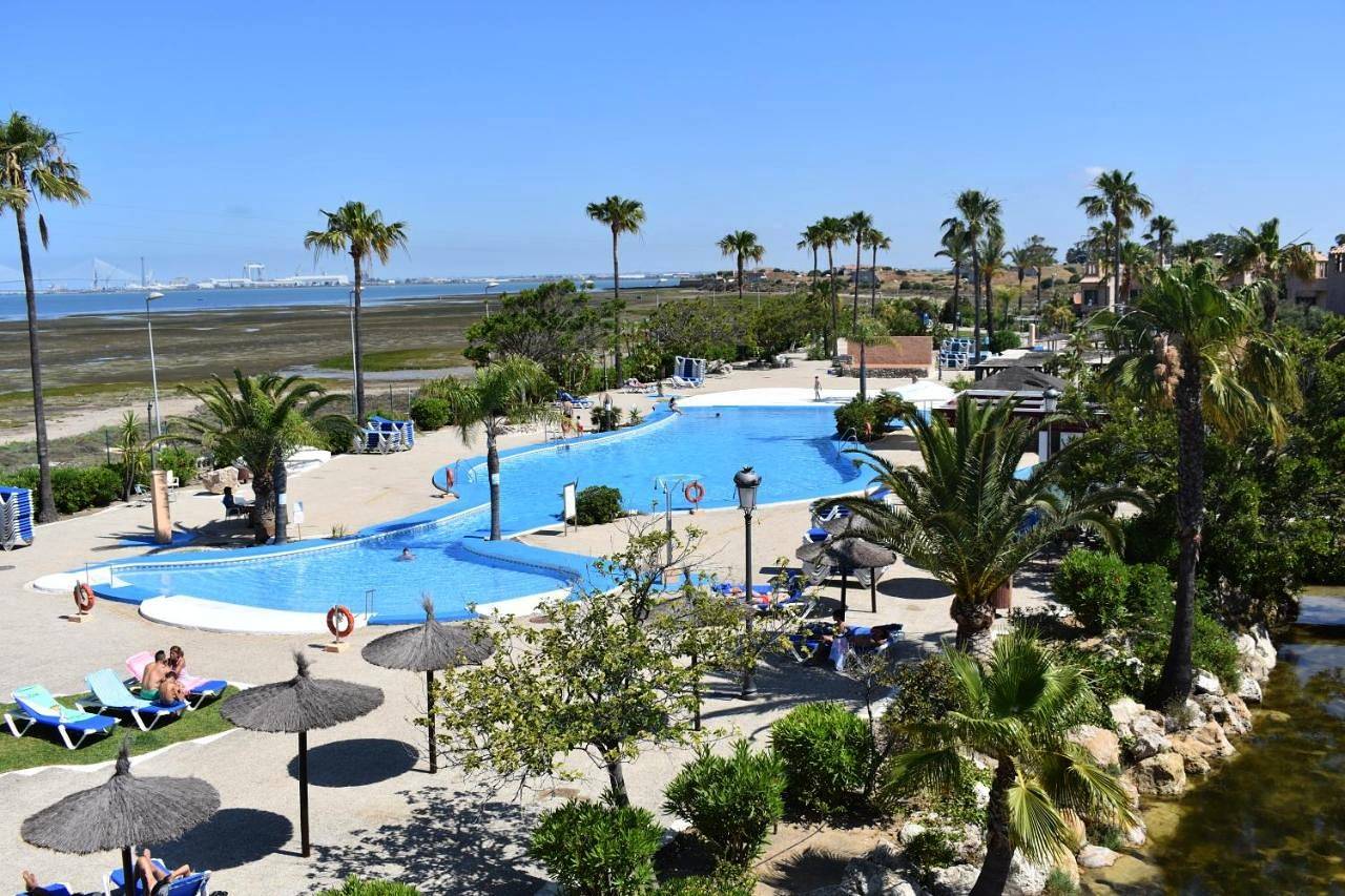 Hôtel pour 10 personnes avec terrasse in San Fernando, Costa de la Luz