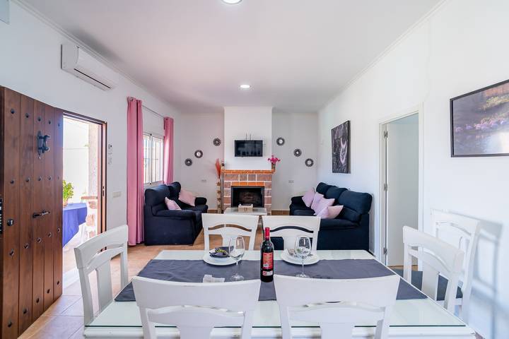 Casa rural para 8 personas, con jardín, Se admiten mascotas en Sierra Sur de Sevilla - 2