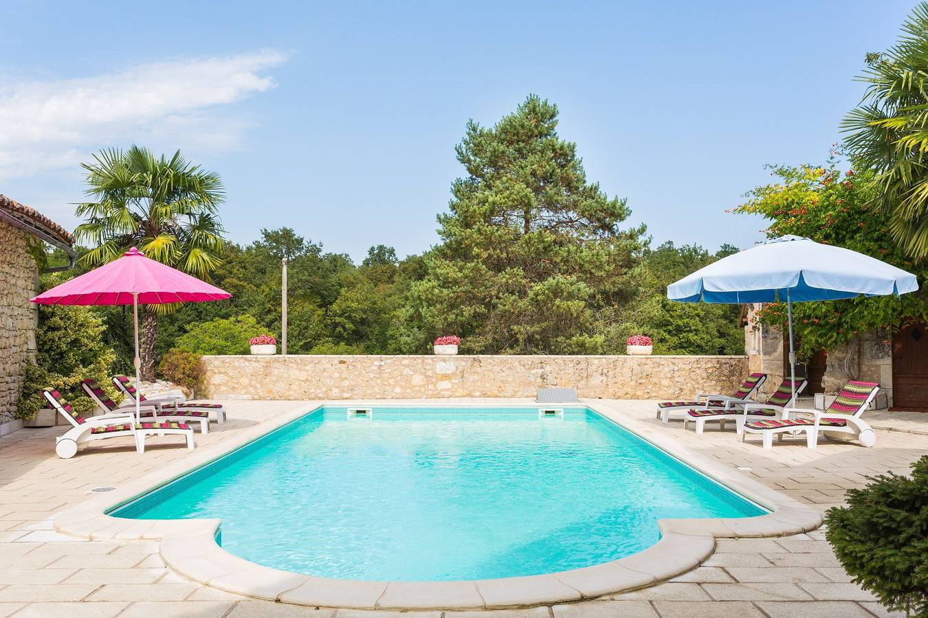 Villa pour 10 personnes avec terrasse in Valeuil, Périgord Vert