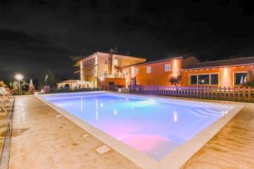 Hôtel pour 2 personnes, avec jardin et piscine ainsi que jacuzzi et sauna, animaux acceptés à Gualdo Cattaneo