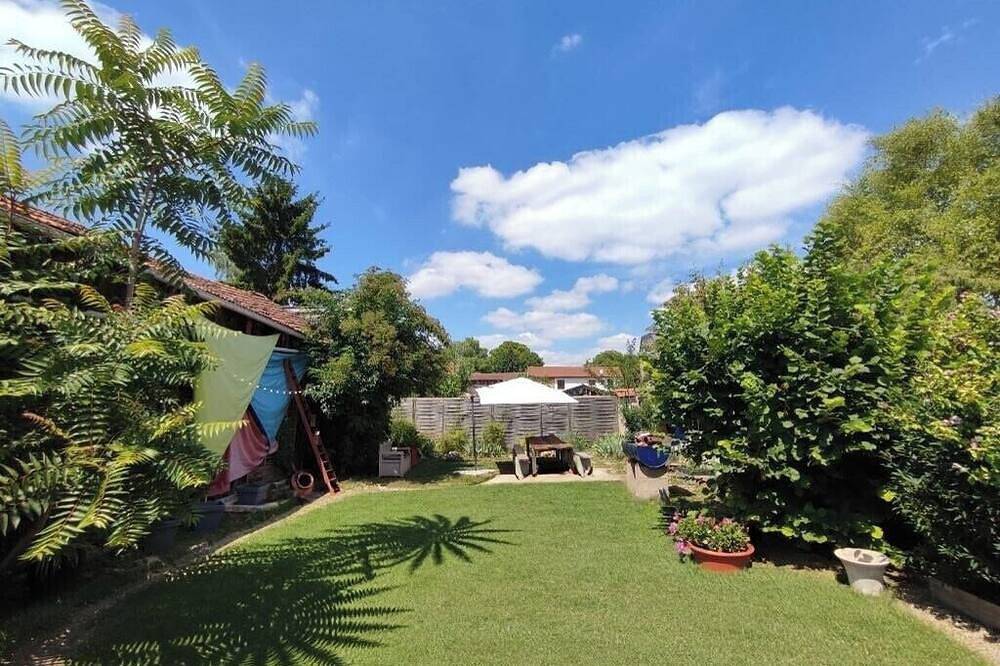 Apartamento entero, Guitar Studio - Music in Champagne in Châlons-en-Champagne, Marne