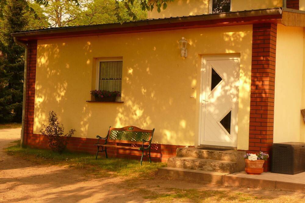 Ganze Wohnung, Schöne Fewo im Müritz-Nationalpark zum Erholen und Ausspannen oder Aktivurlaub. in Kargow, Müritz