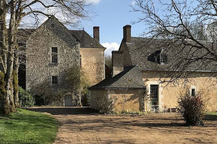 Gîte pour 6 personnes, avec jardin à Saint-Germain-d'Arcé