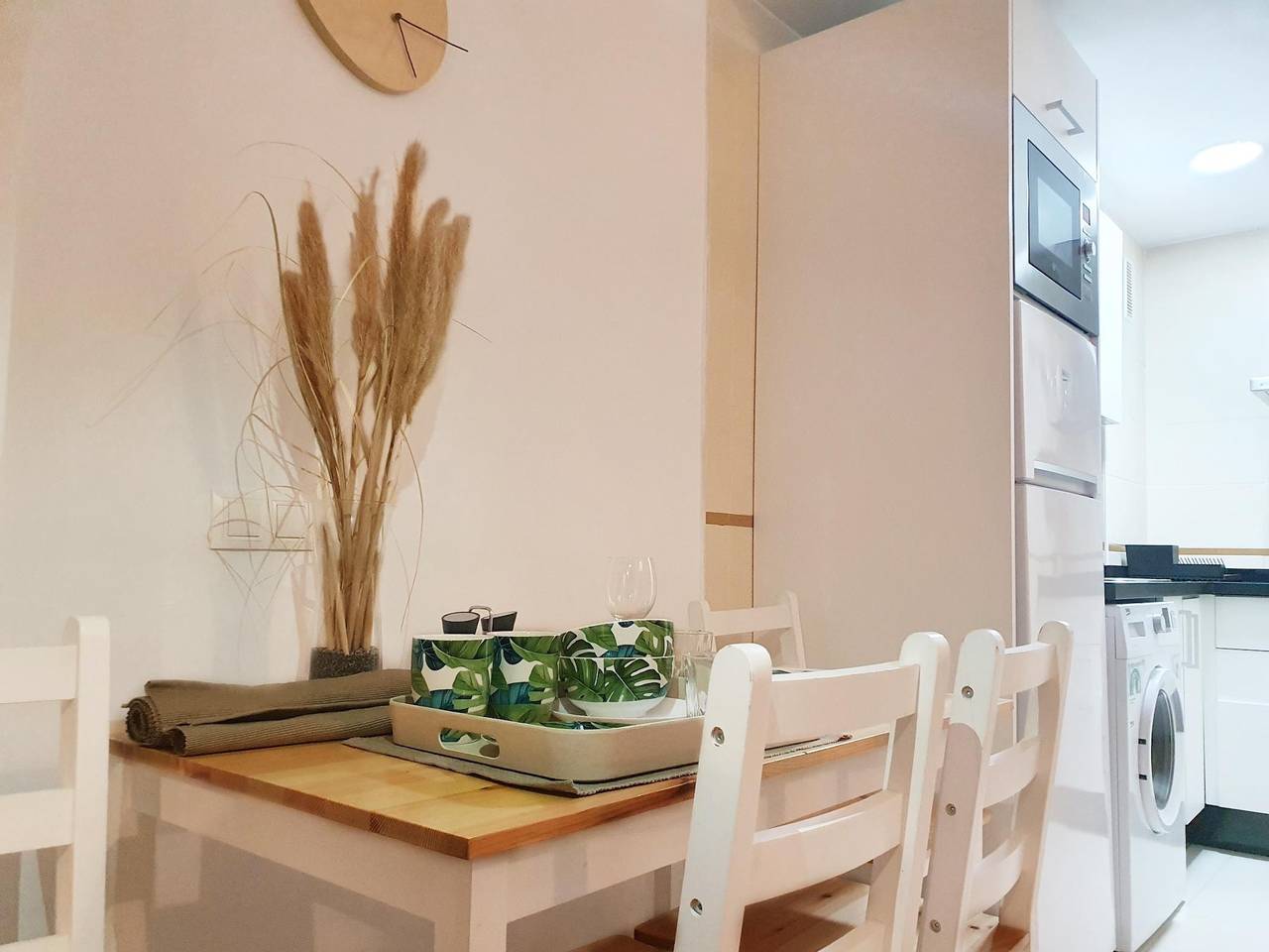 Entire holiday apartment, Del Parque Flats Mitjana in Malaga Centro Historico, Malaga
