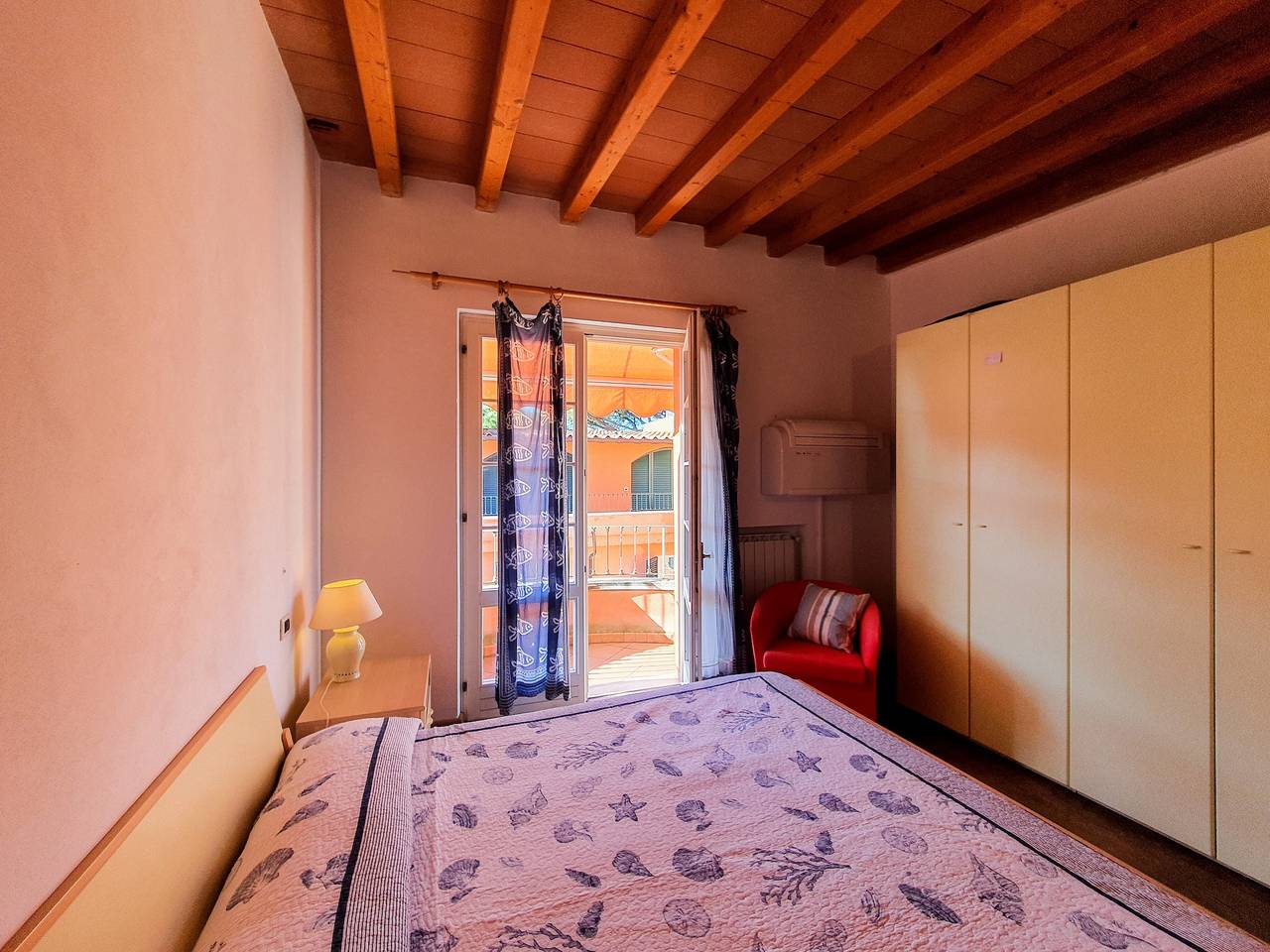 Appartamento intero, Appartamento 'Casa Zuccale' con vista mare, piscina condivisa e terrazze in Capoliveri, Isola d'Elba