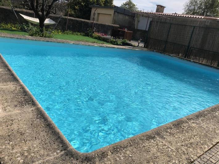 Gîte pour 6 personnes, avec Terrasse ainsi que Jardin et Piscine dans Mem Martins