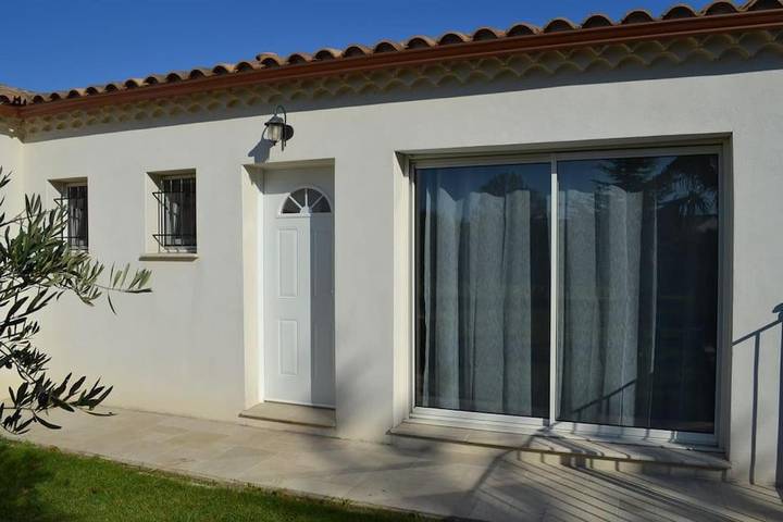 Appartement de vacances pour 2 personnes, avec Terrasse et Jardin ainsi que Piscine et Vue