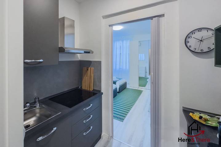 Appartamento intero, [Comfort Suite] Aeroporto 5min • A/C • Smart TV in Genova (Città), Genoa