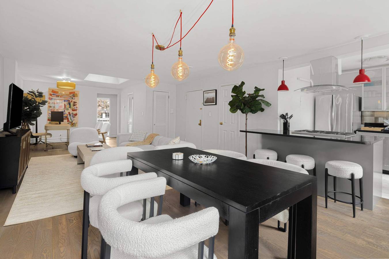 Hel lejlighed, Village Ph by Stayhaus   Sun-drenched 2Br Loft in Manhattan, New York City