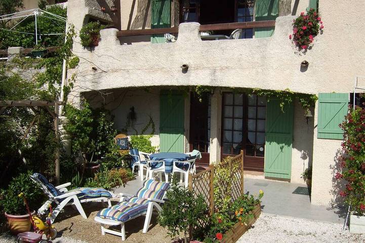Appartement de vacances pour 4 personnes, avec jardin et terrasse
