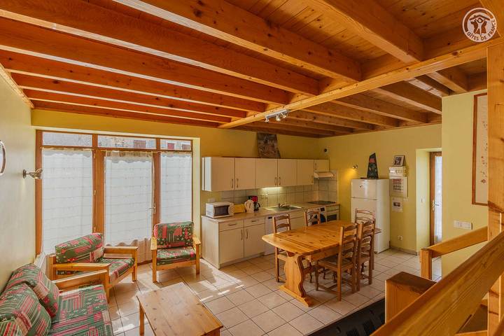 Gîte pour 6 personnes, avec terrasse dans Lac du Bourget - 2