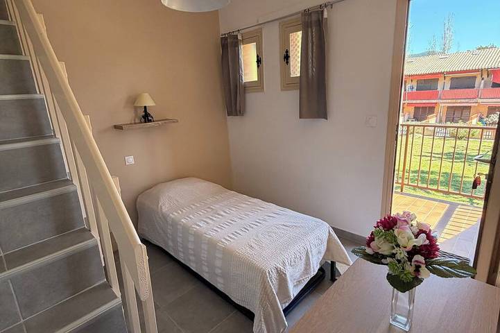 Gîte pour 4 personnes, avec jardin et balcon dans Plage de Lava - 3
