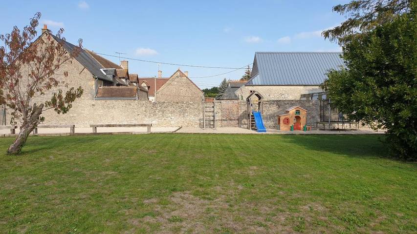 Location de vacances pour 6 personnes, avec Terrasse et Jardin dans Beauce-la-Romaine - 3