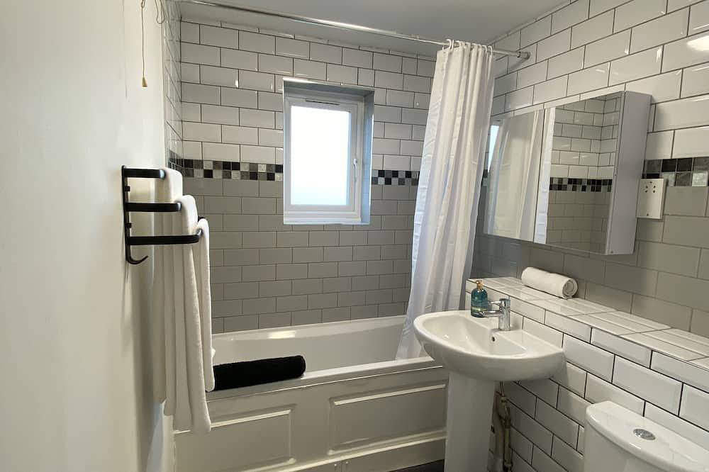 Entire apartment, Cosy apartment near Bluewater Shopping Centre. Pet Friendly! in Swanscombe and Greenhithe, Dartford