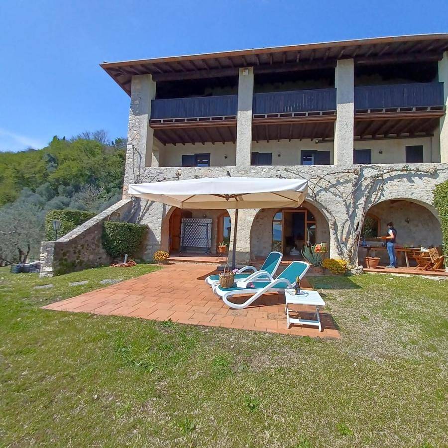 Dolce Vita- x8 Luxury Garda Lake in Gardone Riviera, Gardasee-Berge