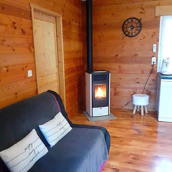 Chalet Cèdre - Piscine - Spa Jacuzzi privé : 32° à 36 ° en été in Peyrusse-Grande, Gers