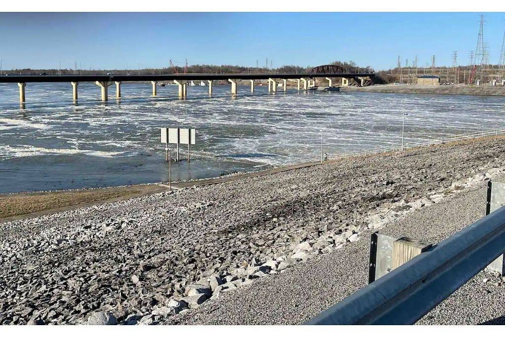 Motel at Ky Lake. Seaside Lounge in Kentucky Lake