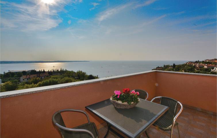Ferienwohnung für 5 Personen, mit Terrasse in Portoroz - 4