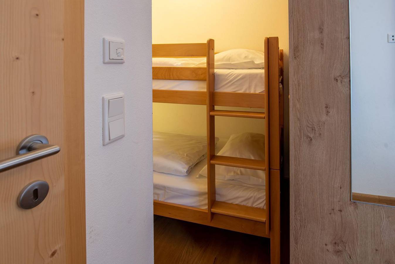 Ganze Wohnung, Gemütliches Apartment mit Bergblick und Pistennähe in der Zillertal Arena in Hochkrimml, Krimml