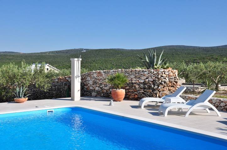 Ferienhaus für 6 Personen, mit Garten und Pool - 1