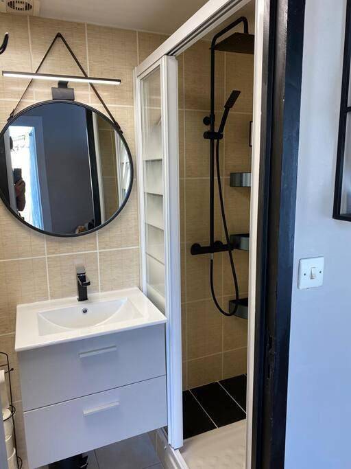 Appartement entier, One-Bedroom Apartment in Surgères, Région de Rochefort