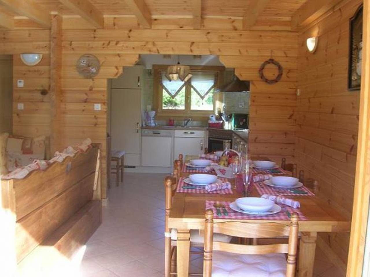 Chalet haut de gamme avec sauna, terrasse et jardin près de la montagne vosgienne in Saint-Nabord, Région d'Épinal