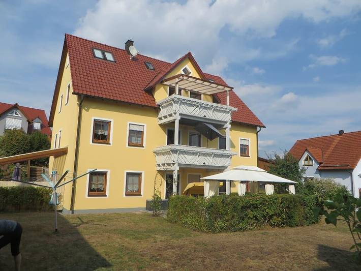 Pension Küblböck - Doppelzimmer mit Fernseher und Wlan in Neualbenreuth, Ostbayern