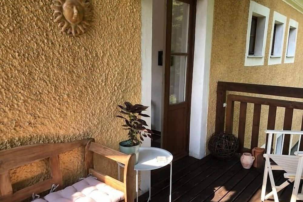 Ganze Wohnung, Liebevoll eingerichtete Ferienwohnung für 2 Personen (70qm) mit Balkon in Waldsassen, Ostbayern