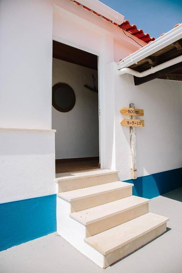 Maison d’hôte pour 2 personnes, avec bassin pour enfant et piscine ainsi que vue et jardin, adapté aux familles à Nazaré - 3