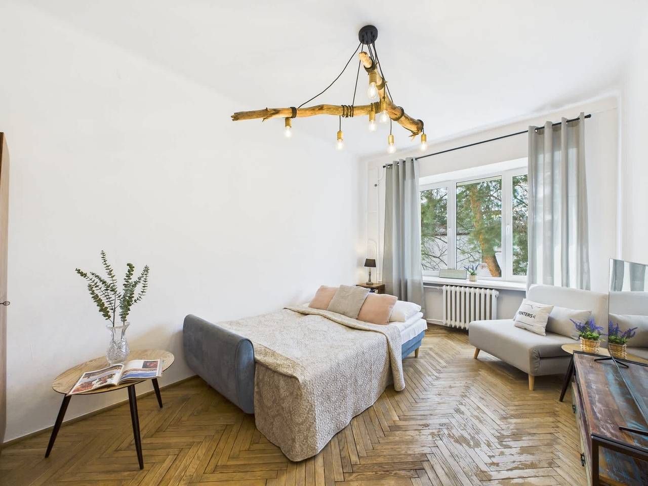 Ganze Ferienwohnung, Well-connected Studio | Close to Metro, Smart Tv in Bielany, Warschau
