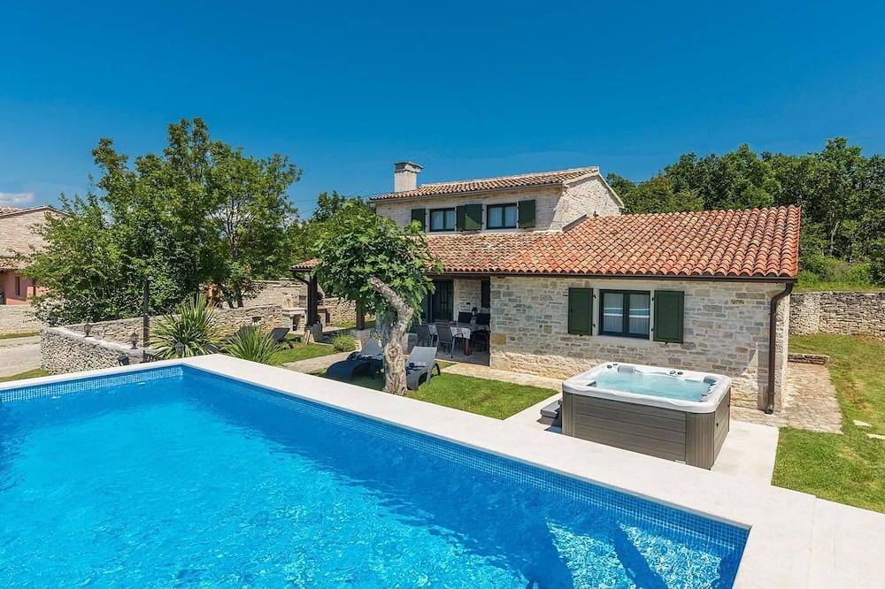 Casa vacanza a Canfanaro a partire da 399€ a notte